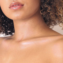 Load image into Gallery viewer, Secret Genius Shimmer Mist Travel Spray
